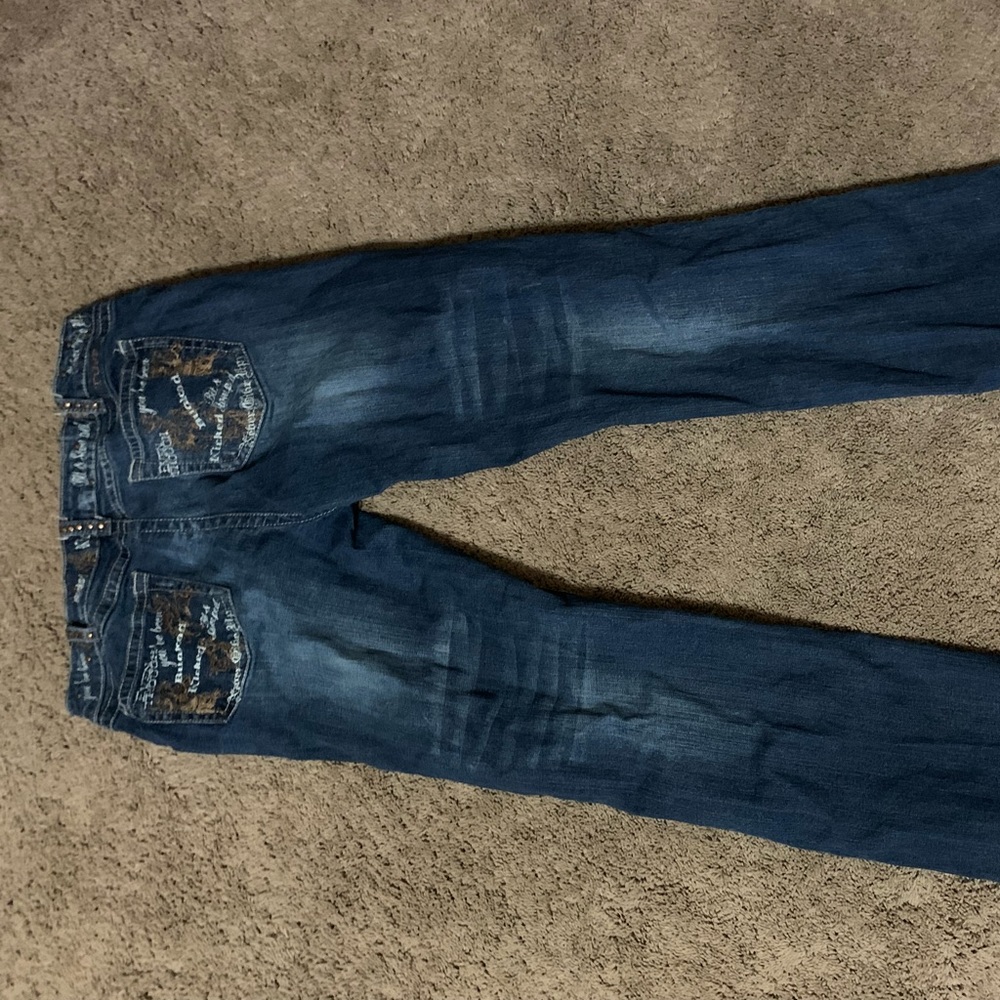 Cowgirl Tuff Bucked 33x35